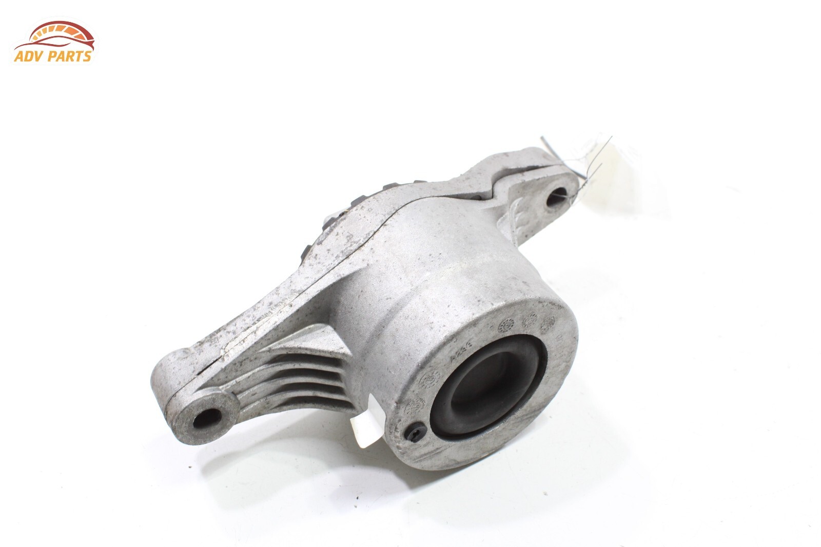 Maserati Ghibli 2014-2016 Left Mounting bracket