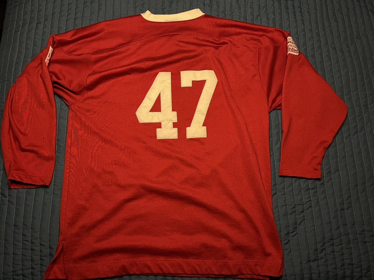 77611398_4