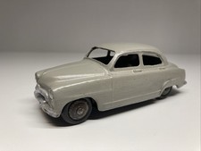 Dinky Toys France - SIMCA 9 ARONDE (réf 24U)