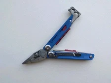Leatherman Signal 19-in-1 Multi-Tool Cobalt Blue Nylon Sheath NOT Included