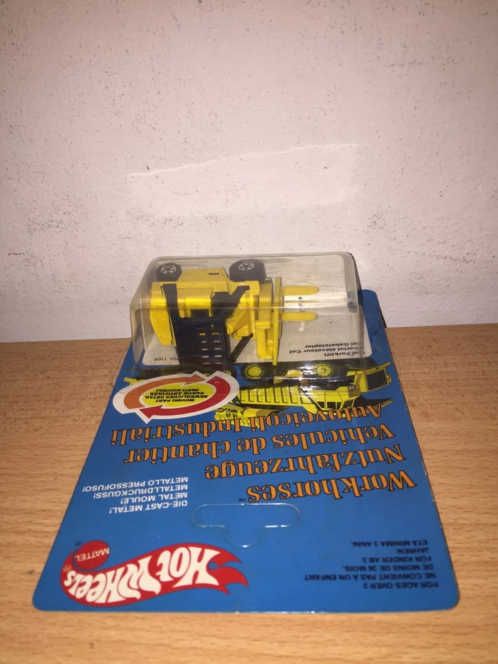 Carretilla elevadora Mattel Hot Wheels Workhorses Cat sin usar, en caja, 1983 Foto 3 de 4