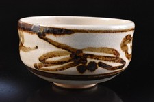 K9423: Japanese Seto-ware Brown glaze Dragonfly Muffle painting TEA BOWL