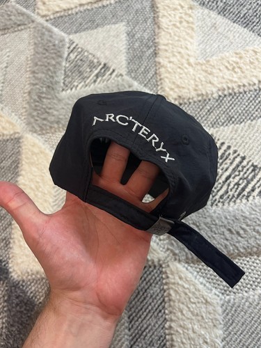 Vintage Arc'teryx Logo Baseball Cap Black Adjustable Strapback Hat Skeleton - Picture 2 of 4