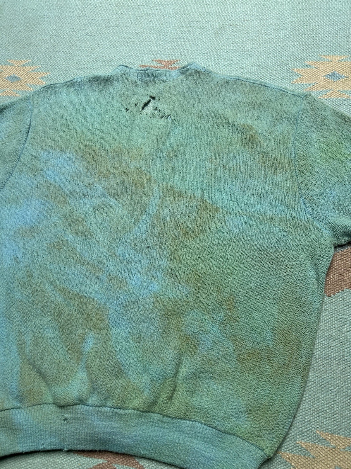 Vintage 70s cardigan sweater Robert Bruce Arnold Palmer thrashed zombie blue Lg