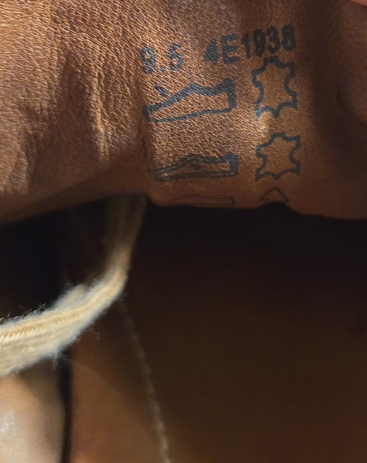 Prada brown leather low top Trainers sneakers Sz 9.5  thumbnail 3