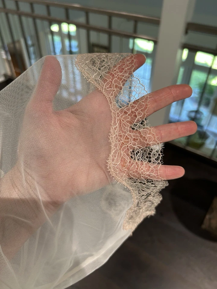 Lote de 2 peças Victoria's Secret, novo sem etiquetas, malha nua e branca, pequeno - Imagem 3 de 4