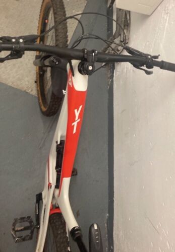 Yt Capra CF MTB enduro - Bild 2 von 7