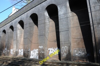 Photo 6x4 Buttresses beside the railway, Edgbaston Chad Valley Buttresses c2013