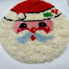 Vintage Latch Hook Shaggy Santa Face Christmas Accent Rug Wall Hanging Round 21  
