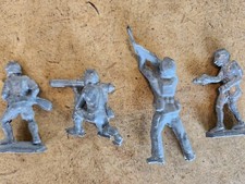 Vintage Metal Toy Soldiers Set of 4 Unpainted Grey Figures Infantry  AS 1 