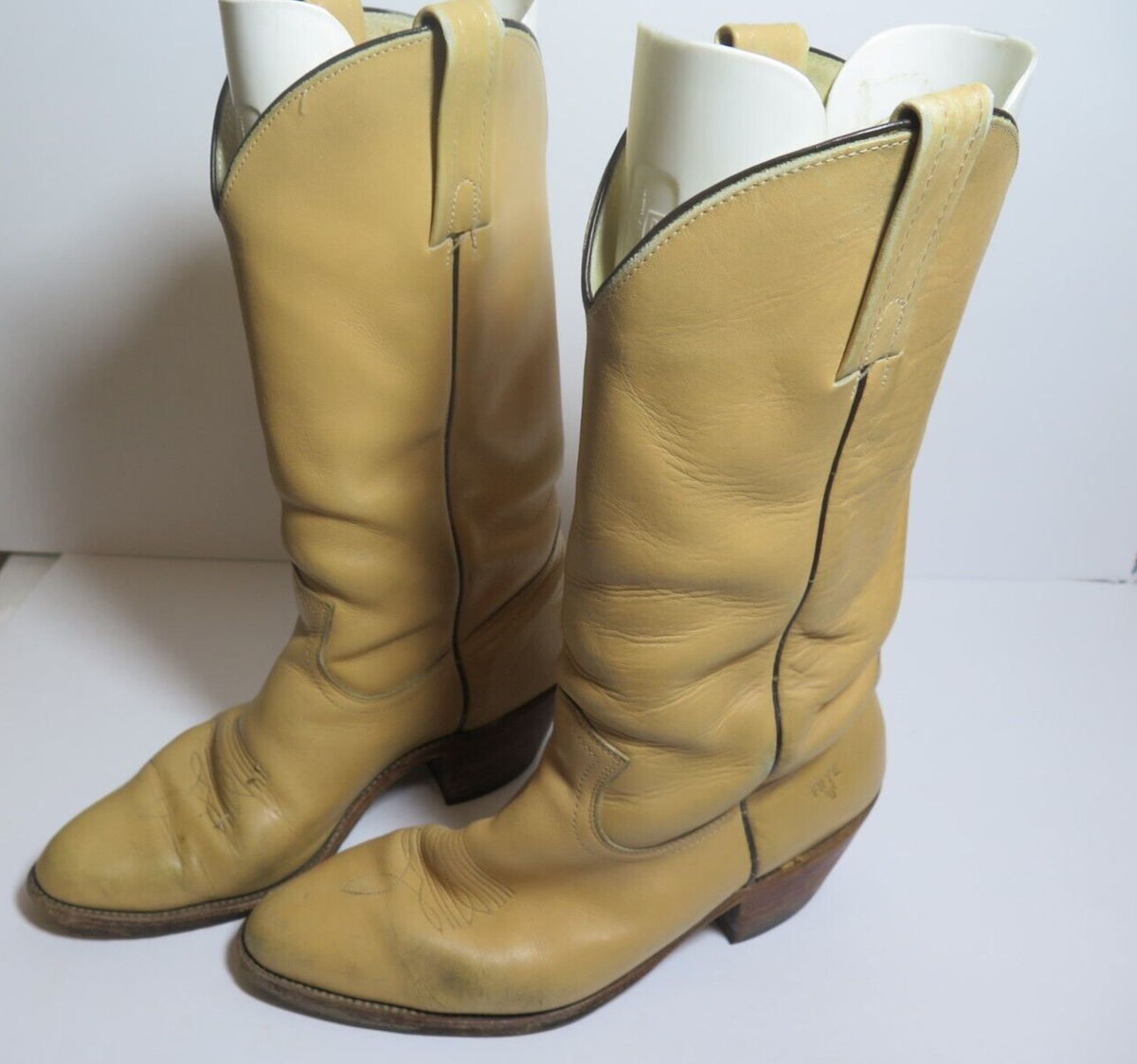 RARE VINTAGE Frye Western Boots 10 1/2 Sold • Rare Frye true vintage black label campus stitching  main image 3
