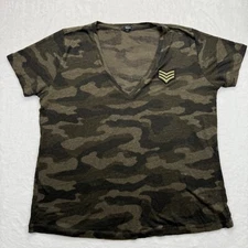 Rails Military Camo V-Neck T-Shirt Gold Accent Relaxed Fit Top Large
