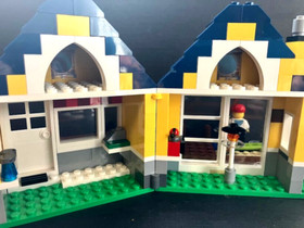 LEGO Creator 3-in-1 Beach Hut 31035  House  100% Compete Set Excellent Condition