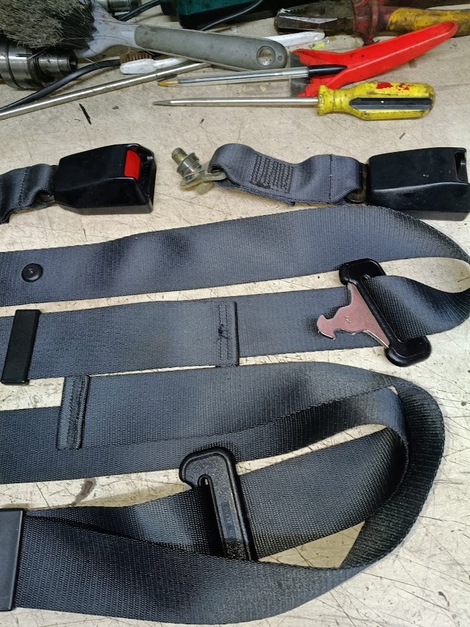 Classic Austin Rover Mini Black Rear Seatbelt Set - Static 1992 | eBay UK