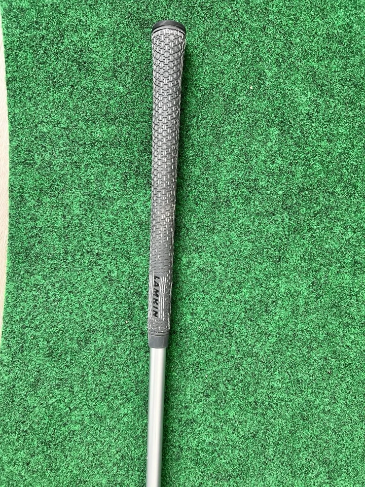 Titliest TSR1 Fairway 3 Wood Regular Flex - Image 4 of 4