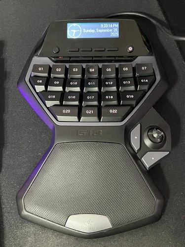 Logitech G13 Advanced USB Programmable Gameboard Gamepad