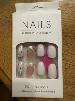 NEW Do-It-Yourself 24 pcs Natural Delicate & Comfortable Nails 