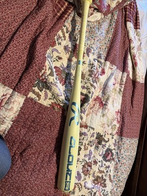 Rawlings clout ai Usssa 30/20 Possible Crack Small Dent