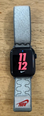 Apple Watch SE (3rd Generation) 44mm GPS   Midnight Aluminum   MEP34LW/A - Nike