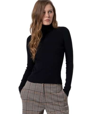 OVER-D Maglione Girocollo A Costine OE1F2WAM32 Nero Prezzo 50,40 - Foto 7
