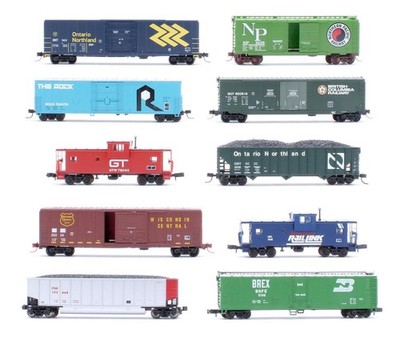 VERSCHIEDENE MARKEN SPUR N KONVOLUT 10 KÜHLWAGEN/KOHLETRÄGER/BEGLEITWAGEN/BOXCAR/SCHÜTTGUTWAGEN