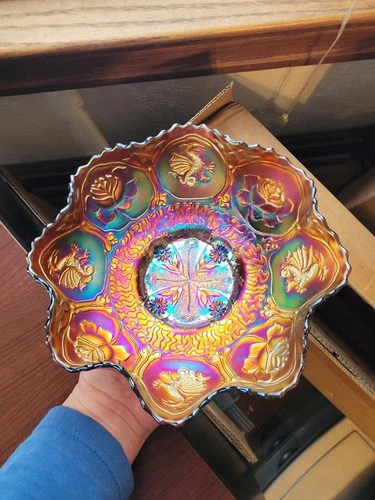 Super Amethyst Fenton Carnival Glass Dragon & Lotus Pattern Ruffled Bowl