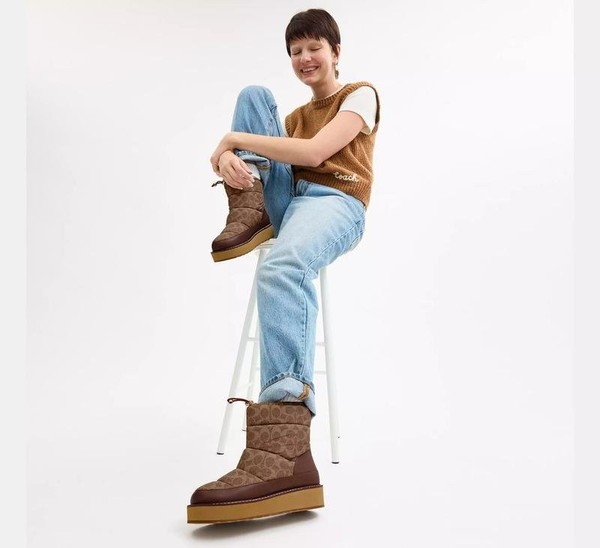 Women Coach Boots Beige Leather 39