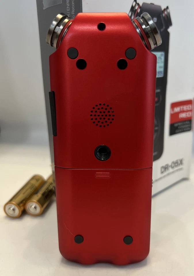 TASCAM DR-05X Stereo Handheld Digital Recorder with USB Audio Interface Ed. Red - Image 4 of 4