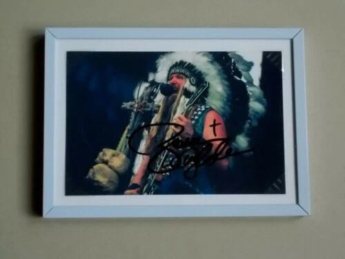 Autographes de personnalités musicales