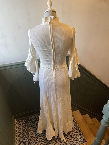 Rare 1970s Wedding Dress With Bell Sleeves Lace Up Front ruffles Size 10 Ossie - Picture 7 of 7