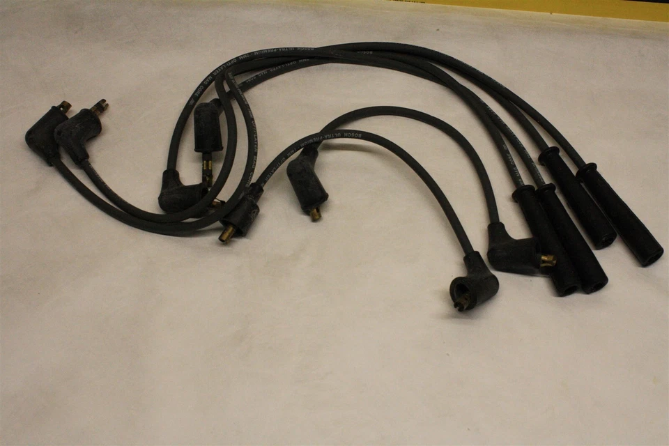 Juego de cables de encendido Bosch 09106 para SAAB 900 y MAZDA 323 MERCURY Tracer 1981-1989 Foto 2 de 4