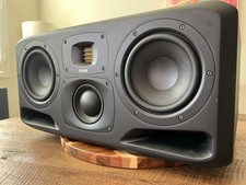 ADAM Audio S3H 7 3-Way Powered Midfield Studi...