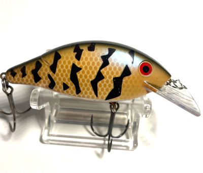 luhr jensen speed trap maybe? prerapala? 1/4oz craw 