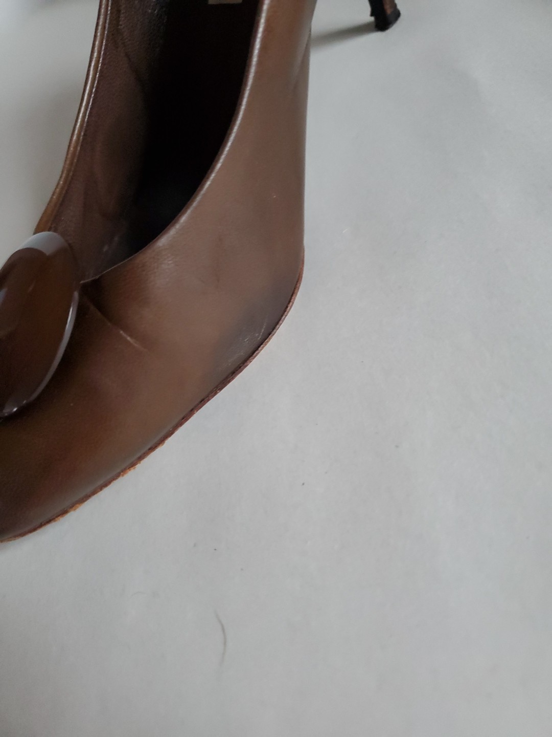 Vintage La Marca Size 8.5 B Brown Pumps Round Button Embellishment High Heels image 7