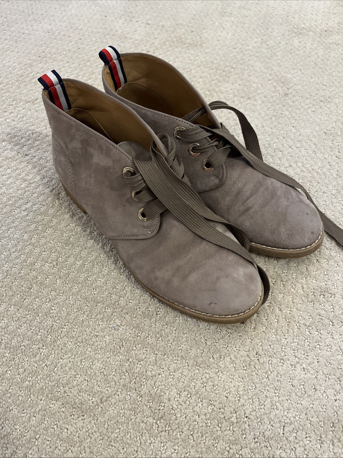 SAOLA Stivaletti donna Tommy Hilfiger Zakry scamosciati stivaletti chukka beige suola gomma taglia 9