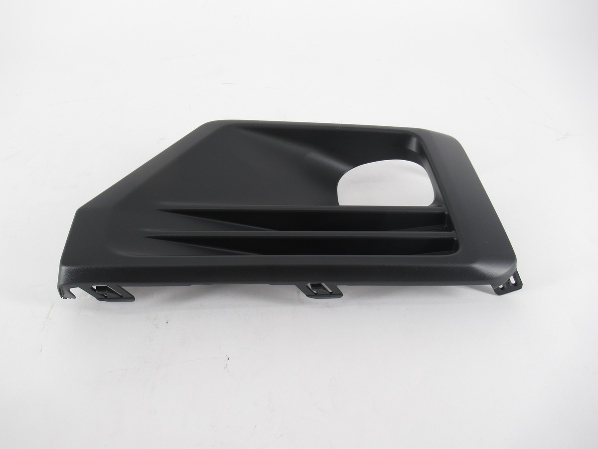 Genuine OEM Toyota 52128-0R170 Driver LH Fog Lamp Bezel Filler