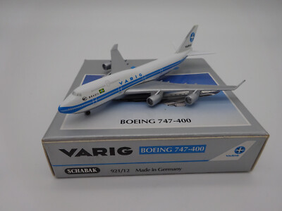 921 / 12 Schabak Boeing 747-400 Varig - 1:600