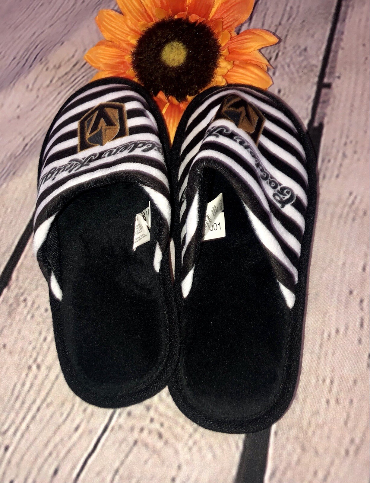 PANTOFOLA D’ORO Vegas Gol Knights Women's Slippers NHL License Small (5 6) VGK New