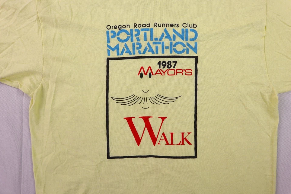 Camiseta Amarilla De Colección Años 80 1987 EE. UU. M Oregon Road Runners Club Portland Marathon Foto 2 de 4