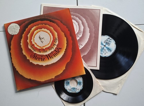 Stevie Wonder ‎– Songs In The Key Of Life - LP 1* St. 1976 - Booklet + 7" prezzo ebay