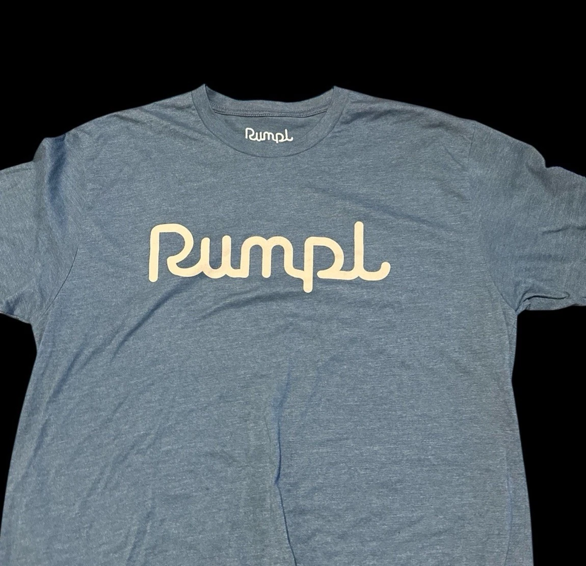 Rumpl T Shirt Size Large Rare Outdoor Camping Hiking Performance(928)