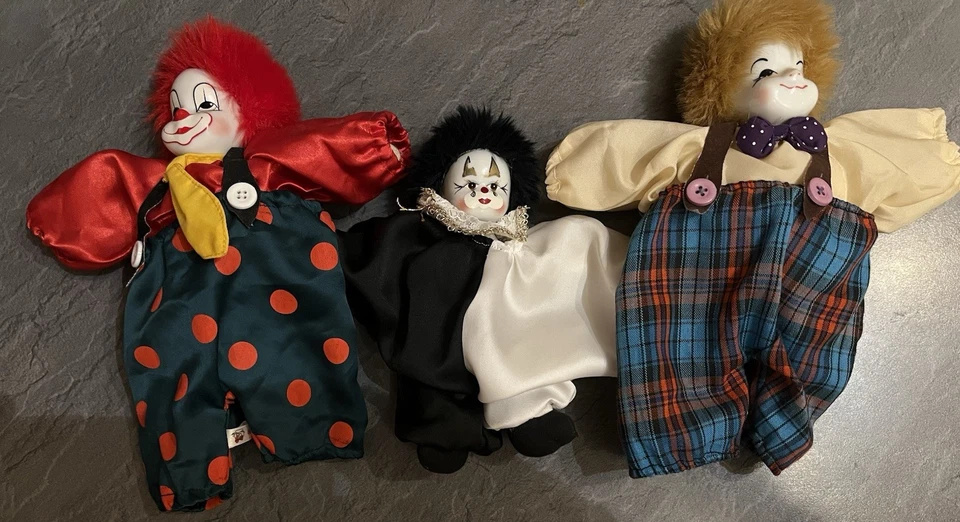 3 Puppen Harlekin Porzellan Clown Puppen Auflösung - Bild 1 von 1