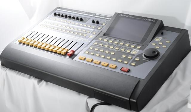 Roland VS-1880 28-Channel Digital Studio Workstation for sale