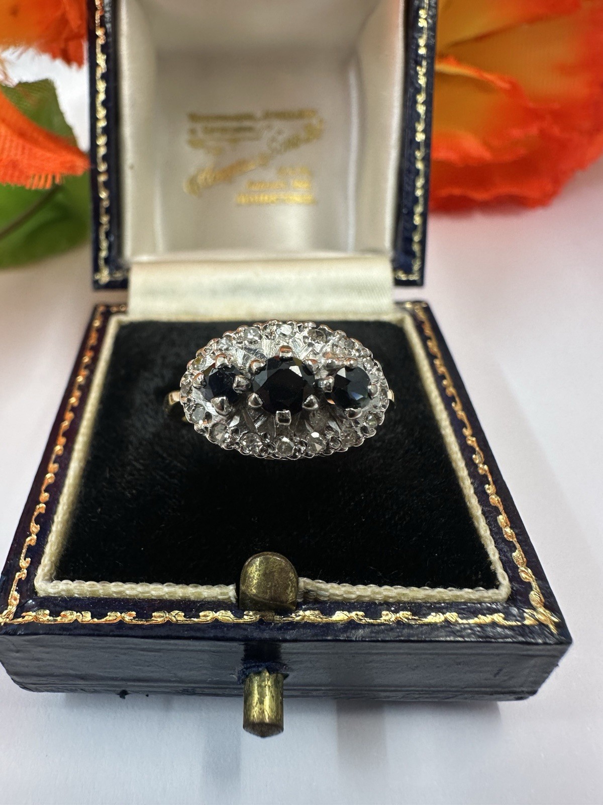 Pretty 18ct & Platinum 0.50ct Sapphire 3 Stone Ring. Hallmarked Size k
