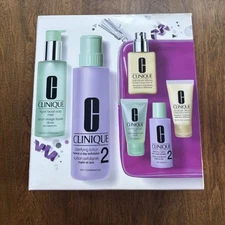 Clinique 6 Pc. Great Skin Home & Away Dry/Combination Set + Bonus Carry Bag NEW
