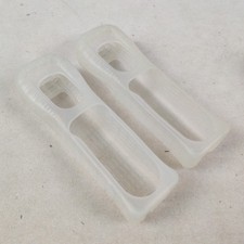 Lot of 2 Nintendo Wii RVL-022 Regular Silicone Covers   Clear OEM
