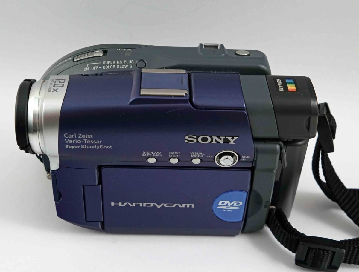 SONY Handycam 120倍ズーム 本体　DCRーPC110 Sony Handycam DCR-PC110 Mini DV Camcorder Nightshot Silver