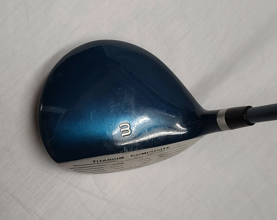 Eixo de grafite feminino Wilson Pro Staff multi metal 5 madeira destro 21° - Imagem 3 de 4