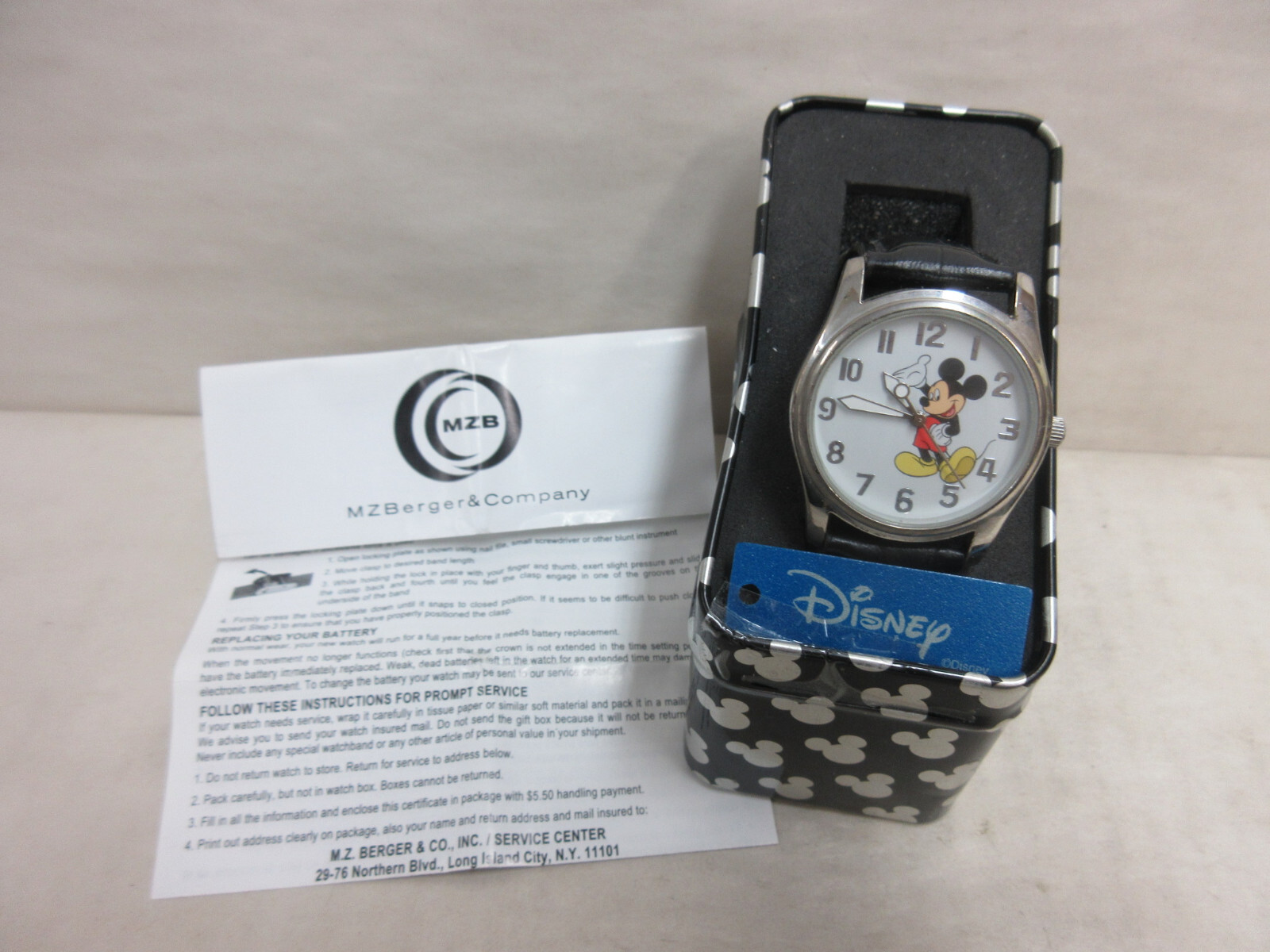 MZB Disney Mickey Mouse Quartz Wristwatch in Original Holder