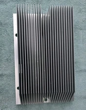 Large Aluminum Heatsink -10 3/8" L x 7" W x 2 1/4" H-25 Finned Heat Sink(used)